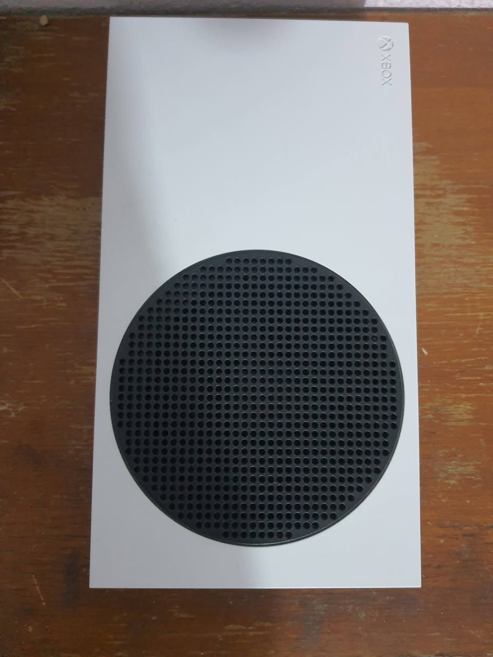 السلام عليكم 
Xbox series S استخدام قليل جدا يعني اخ الجديد حسب مامبين بالصور سعره فقط ٣٧٥ 
***********
