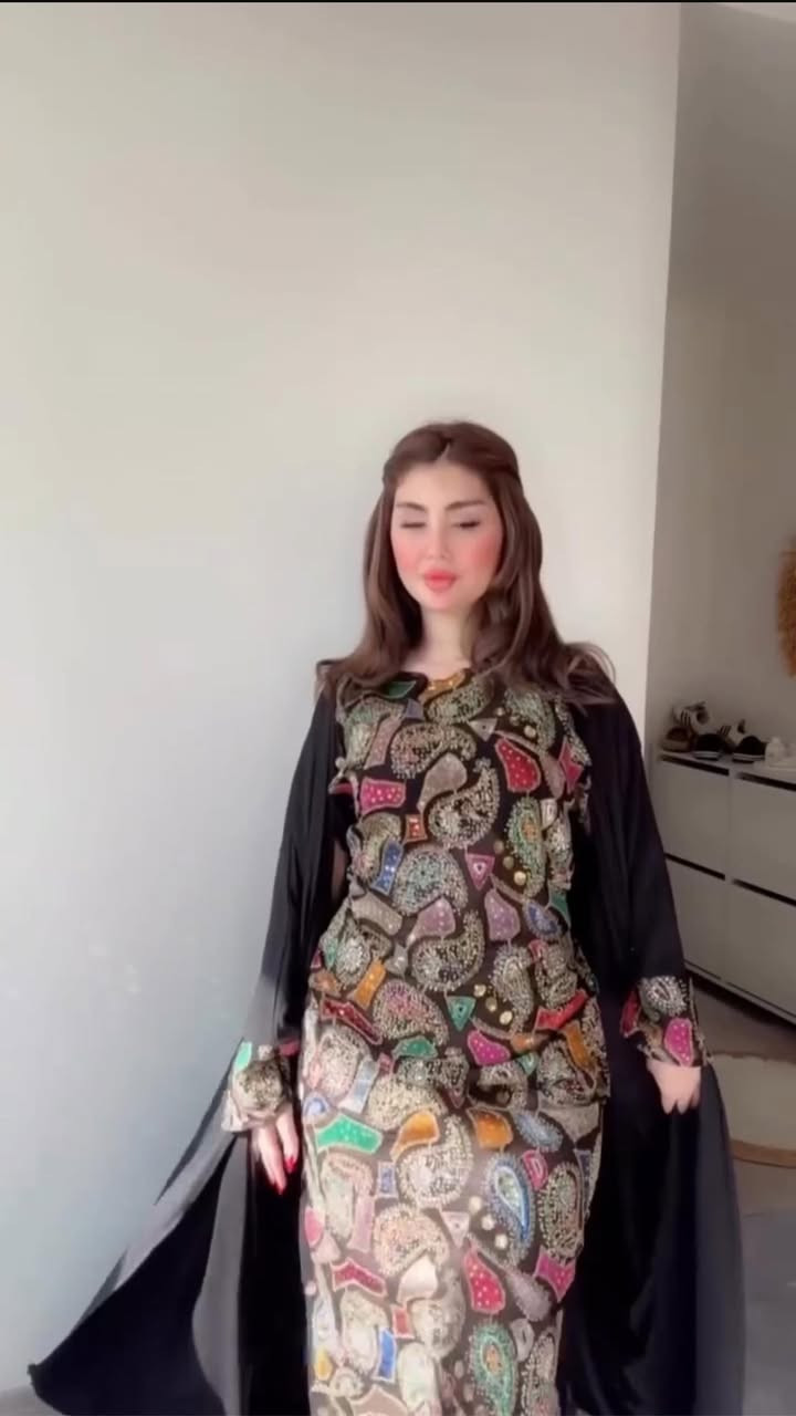 جرجيت جوليا هندي 💎.   سعر المتر 14 آلاف دينار  🔥
التوصيل صار 3 آلاف دينار لكل العراق 🇮🇶 
بمناسبة شهر رمضان المبارك  🌙 
للحجز واتساب *********** ☎️ 
زورونا عنوانه بغداد الكاظمية سوق النخله أقمشة الفراشة 🦋
