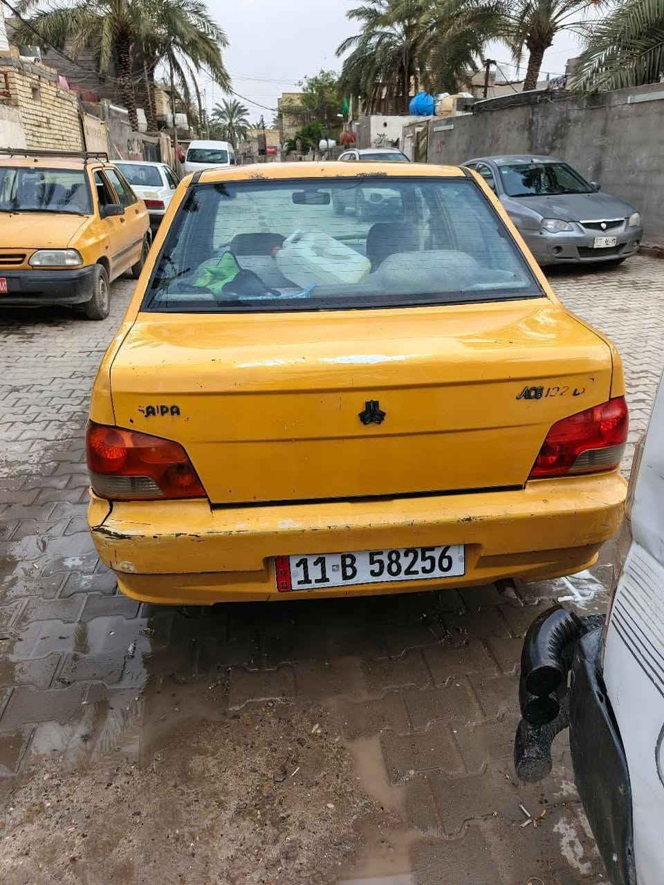 السلام عليكم سايبه 
موديل 2012 مصفره هيئه وغرامات رقم انكليزي بسمنه سياره جاهزه محرك مكفول الكير بس النمر الرابعه تقر كهربائيات كلهه شغاله دواخلهه نضيفه تخم تاير خط ابيض جديد صدرهه نضيف تاخذهه كبل تطلع بيهه للشارع 
سعرهه 22 وبيهه مجال مكانهه بغداد حي اور *********** اذا ماعندك رصيد خابرني على واتساب
