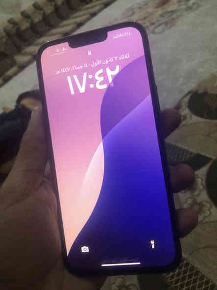 السلام عليكم ايفون ١٣برو ماكس
ذاكرع ١٢٨
بطاريه ٨٣بلاديه
مبدل شاشه اصليه من شركه ابل وكاله 
للاتصال***********
