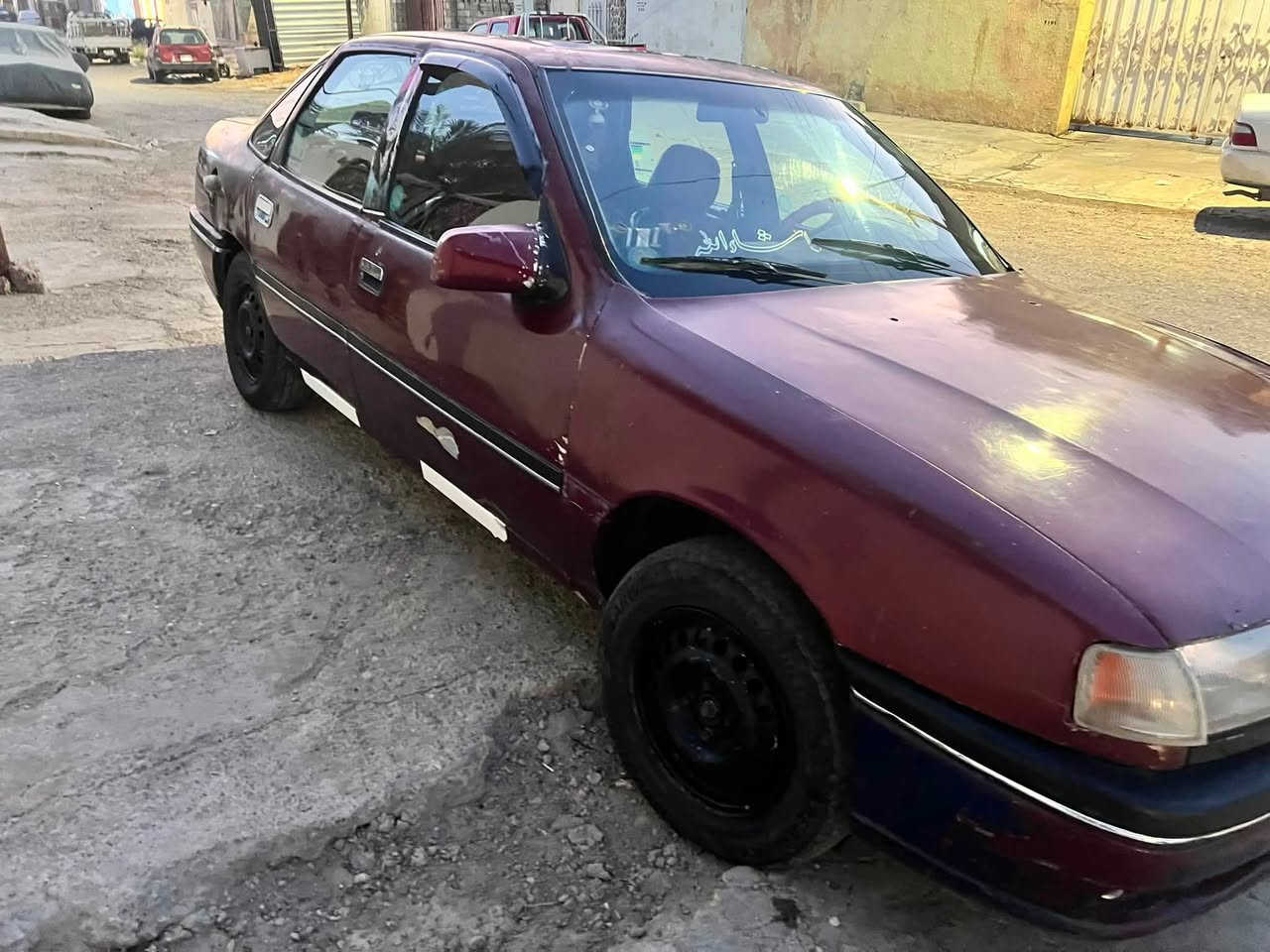 السلام عليكم اوبل فكتره للبيع موديل 1991مكينه لاتنقيص حجم 1600ولاتبخير صدر تعبان تاير نص عمر كهربيات كله شغلل وسياره كدامك كلشي موضح بيه السعر 26وبيه مجال رقم ديالى سنويه صاقطه ***********
