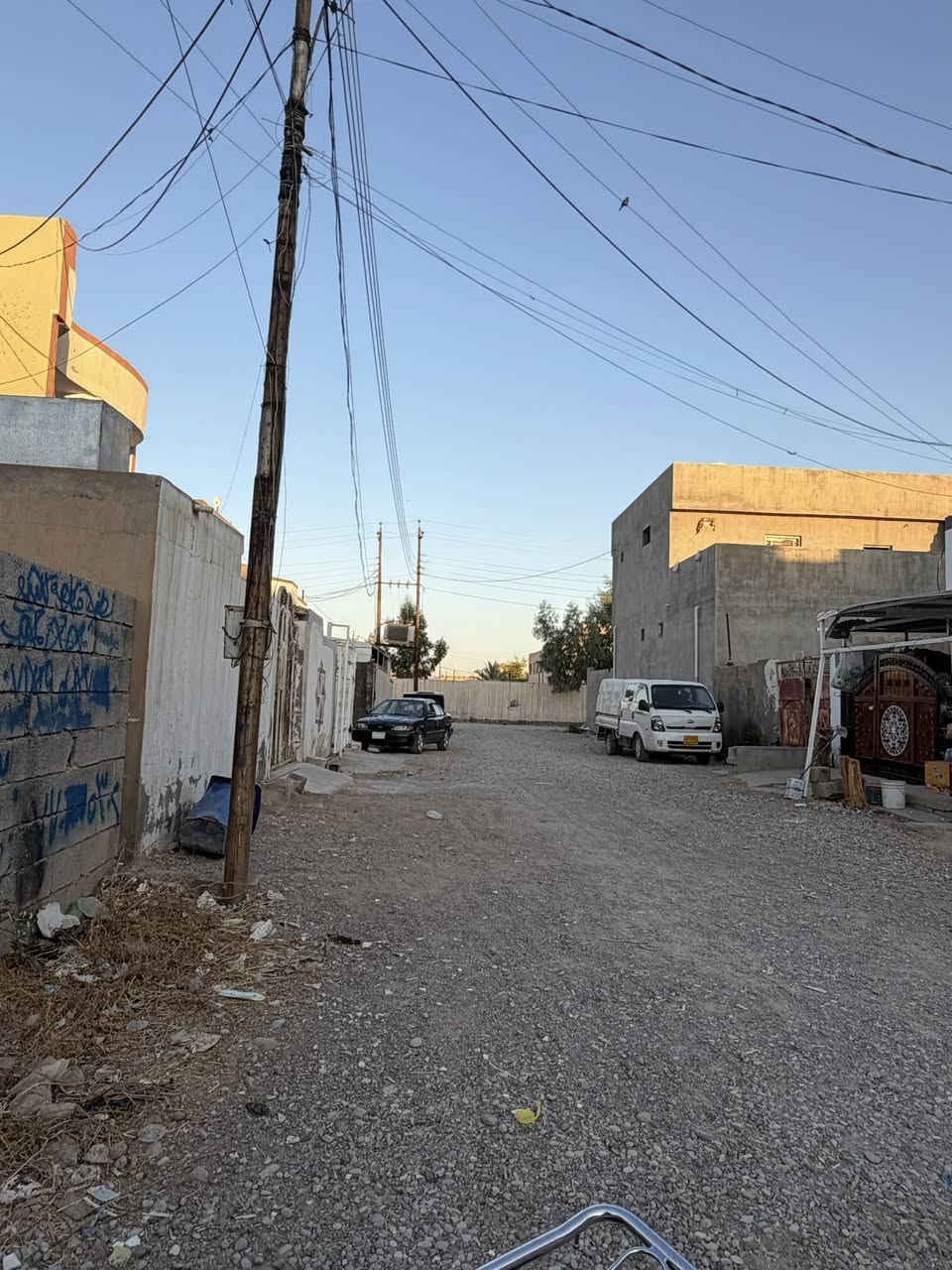 قطعه للبيع 130متر طابو صرف شرط تحويل حي السرور خلف دائرة مجاري قريبة على قطاع طوز الاستفسار الاتصال على رقم الهاتف: 
👍***********👍
