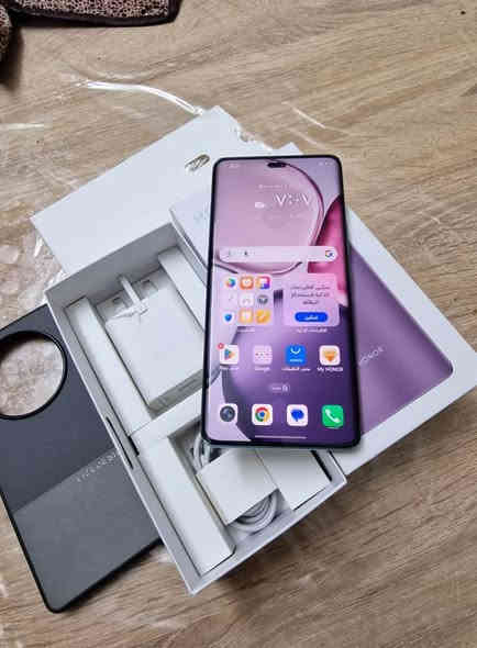 HONOR X9C 
 نرخى 300  هه زار 
زاكيره 256  رام 12 خاوينى 100% بي شوخت كه م به كارهاتووه 
كامل  ئه شيا بي عه يب  و نه كراوه به زه مان 2رؤژ  گه ياندن هه يه 
***********
***********
------------------------------------------------------------------------------------
HONOR X9C 
سعره 300 الف 
ذاكره 256  رام 12  نظافه 100 % بدون شخط مستخدم قليل 
 غراضه كامل مابيه عيب خطين  و مامفتوح  بضمان يومين الفحص
متوفر توصيل
***********
***********
