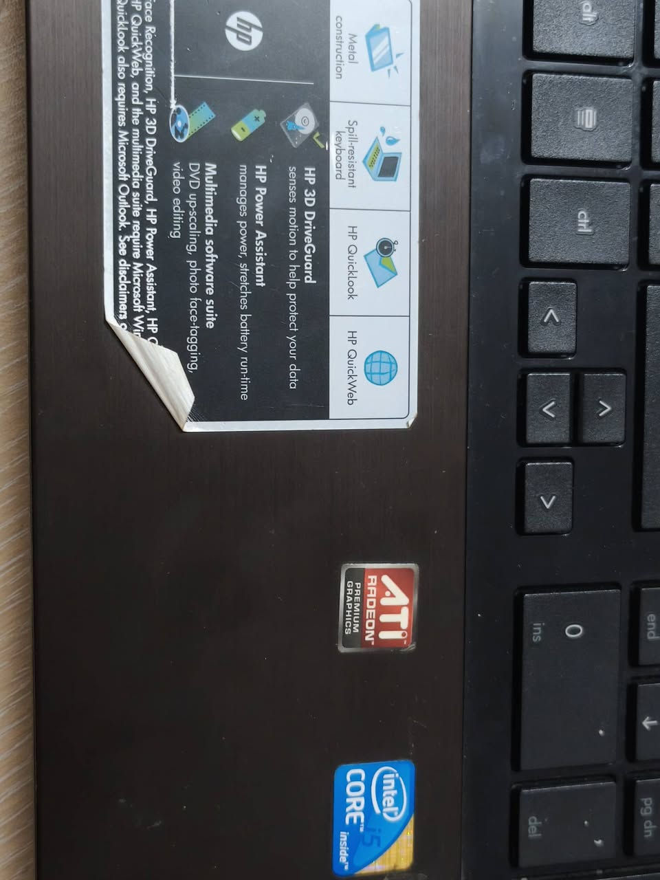 لابتوبHP ProBook4520sللبيع  
اللابتوب يشتغل فقط وهو على الشحن وبي كم دگمة بالكيبورد متشتغل مكان السي دي هم ميشتغل
النظام windows 7 
الشاحنه مالته وياه 
السعر 65 
الرقم للتواصل ***********
