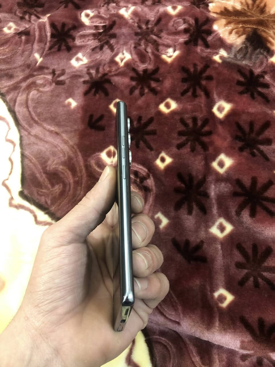 سلام علێکم
بۆ فرۆشتن  TECNO CAMON 40 PRO 5g✅
موبایلەکە خاوێنە زۆر کەم ئیشی کردوە بەشەرتی ناو ئاو ئەیفرۆشم پاتری 5200 ma زاکیرە 256 gb شاشەی 144 Hz و Ram12+12 یە کامێڕەی  50 mp بۆ نرخ نامە بنێرە شوێن ڕانیە  *********** ئەدمین ❤️
