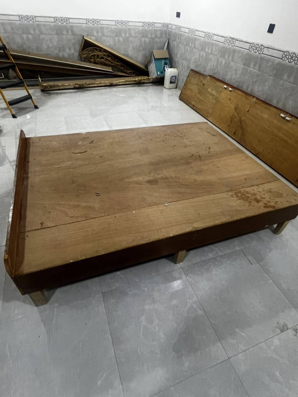 مناميه احطاطه السعر 70وبيها مجال للاستفسار على الرقم ***********
