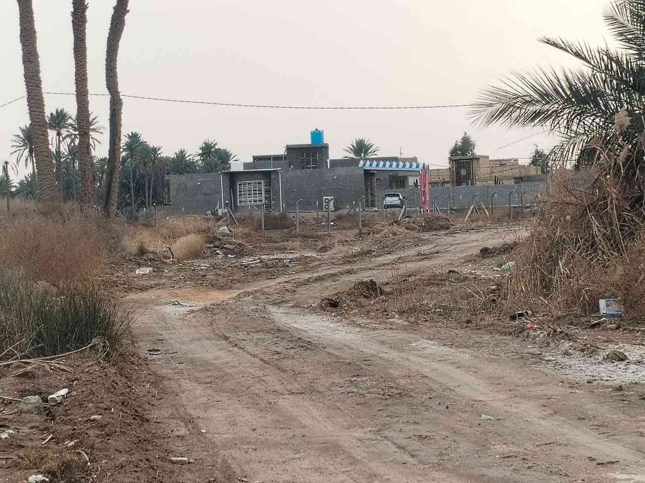 السلام عليكم قطعة أرض للبيع المساحة ٣٠٠٠ متر طابو صرف سند 25 كربلاء طوريج الرجيبة واجهة ٢٠ متر والنزال ١٥٠ متر الكهرباء والماء ١٠٠ متر عنها سعرها جدااا مناسب للاستفسار الاتصال على الرقم *********** او ***********
