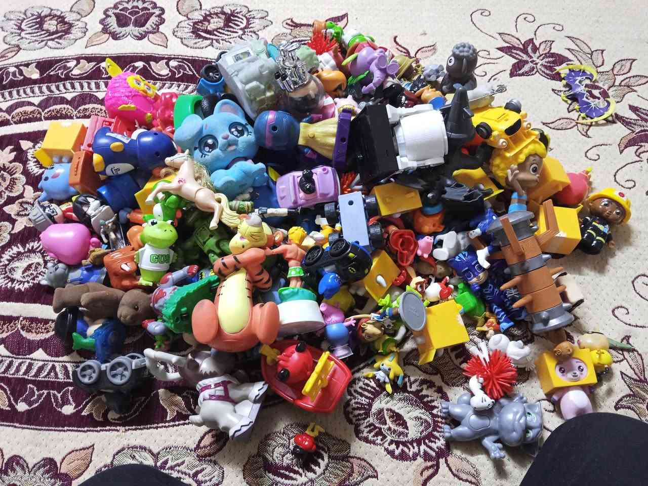 مجموعة مجسمات متنوعة 
العدد١٦٠ قطعه 
السعر ٧٥ الف
يتوفر توصيل بغداد والمحافظات


**إذا كنت صاحب هذا الإعلان وتريد حذفه لأي سبب، رجاءا أرسل رسالة إلى الدعم الفني**