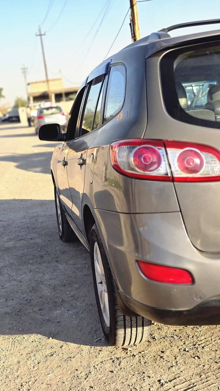 سلام عليكم سنتافي أمريكي 2010 للبيع محرك 6 سلندر 5راكب تبريد قطعتين بيها صبغ حزام رقم بغداد الدولي انكليزي بأسمي مكاني بغداد السعر 118 وبيها مجال التفاصيل أكثر *********** خاص مفتوح
