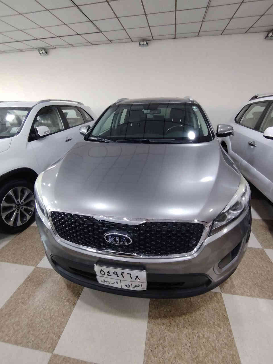 السلام عليكم
للبيع فقط سورنتو (بيع مستعجل)
رقم أربيل السياره تريد تحويل تريد وكاله 
موديل 2017 أمريكي محرك 4 سلندر لانفخ ولاصرف محرك كير شرط
ضرر أمريكي موضح بل صوره
شرط السياره مابيها اي نقص
سياره فول ماعدا بصمه وسلايت كشنات جلد تدفئه وتبريد السعر(160)وبيها مجال التواصل على الرقم ***********
