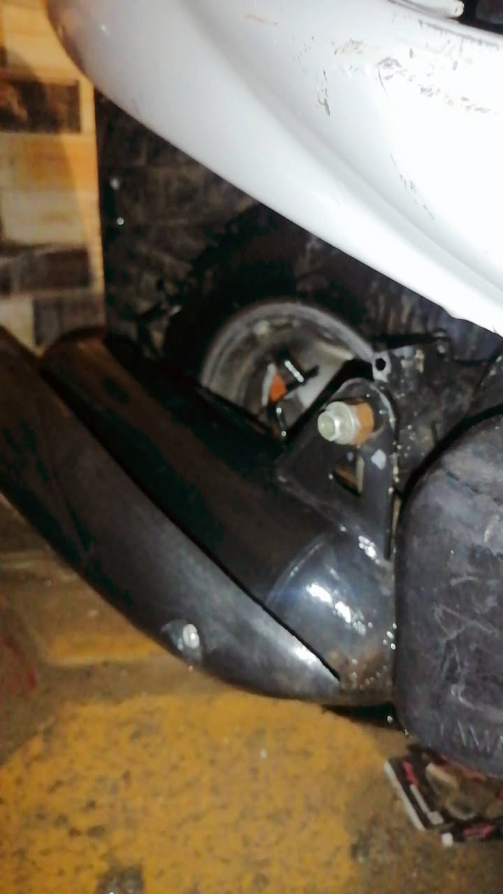 سلام عليكم دراجه فراشة حربيه للبيع 
سلام عليكم دراجه فراشة للبيع كلشي مابيه المكينة ناعمة مابيه صوت هندر وحده تشتقل شادله باتري جديد الدراجه نضافة ومعدل  تخبل بل مشي السعر 250 وبيه مجال مكاني البصره زبير ***********
