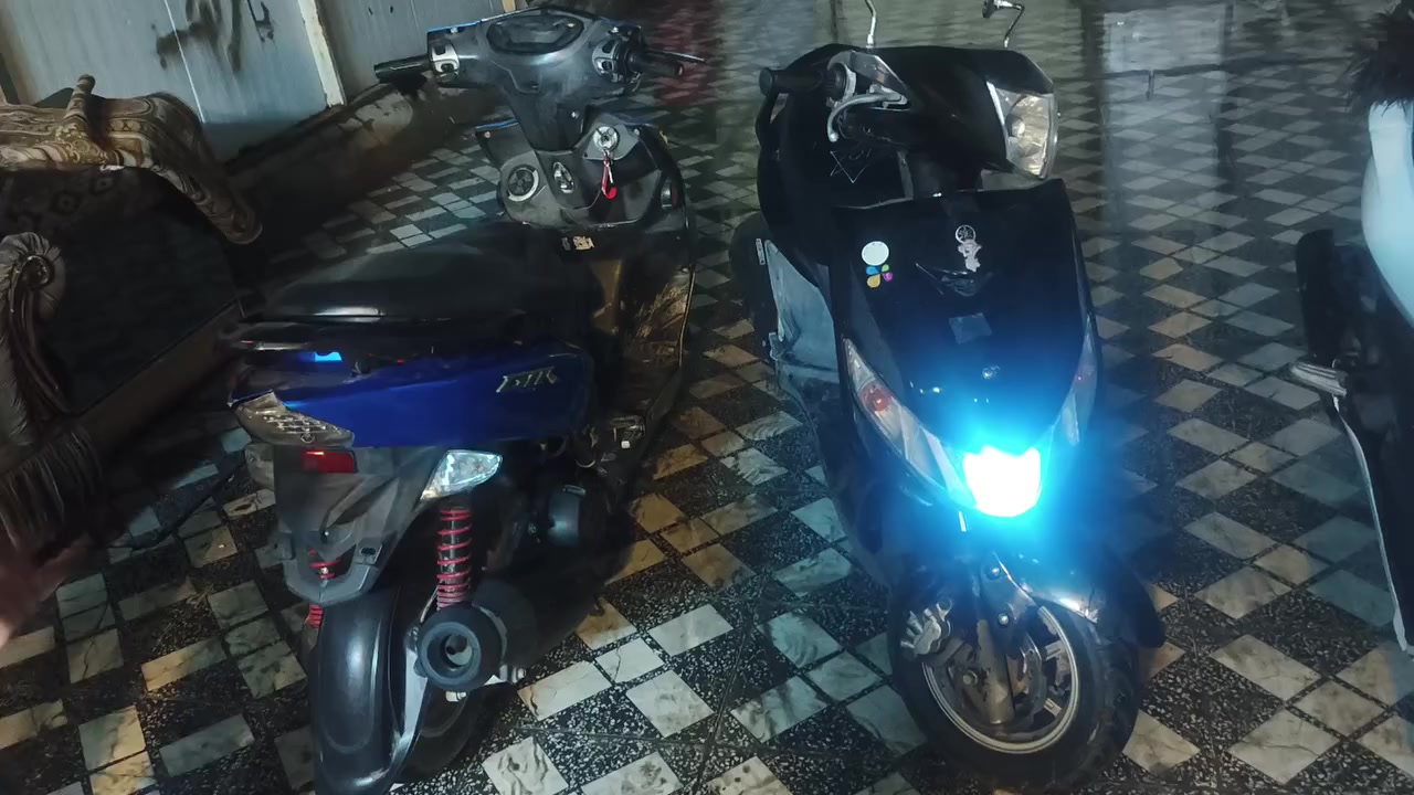 سلام عليكم دراجه جيتي ار حديث كفاله عامه الدراجه رمبه الدهن كله موتر وبانزين محسن  مكاني البلديات الرقم ***********
