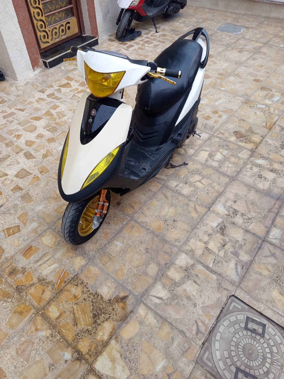 سلام عليكم ماكس عدله للبيع او المراوس
الفاصيل /

لايت 

سلف 

هندر 

سكنات امامي خلفي 

الدراجه مامفتوحه بوشه 55
الدراجه مزوده تزويد رياضي كامل 

عايزها  باتري فقط عنوان كربلاء     السعر 500وبيها مجال 

الرقم *********** +متواجد خاص
