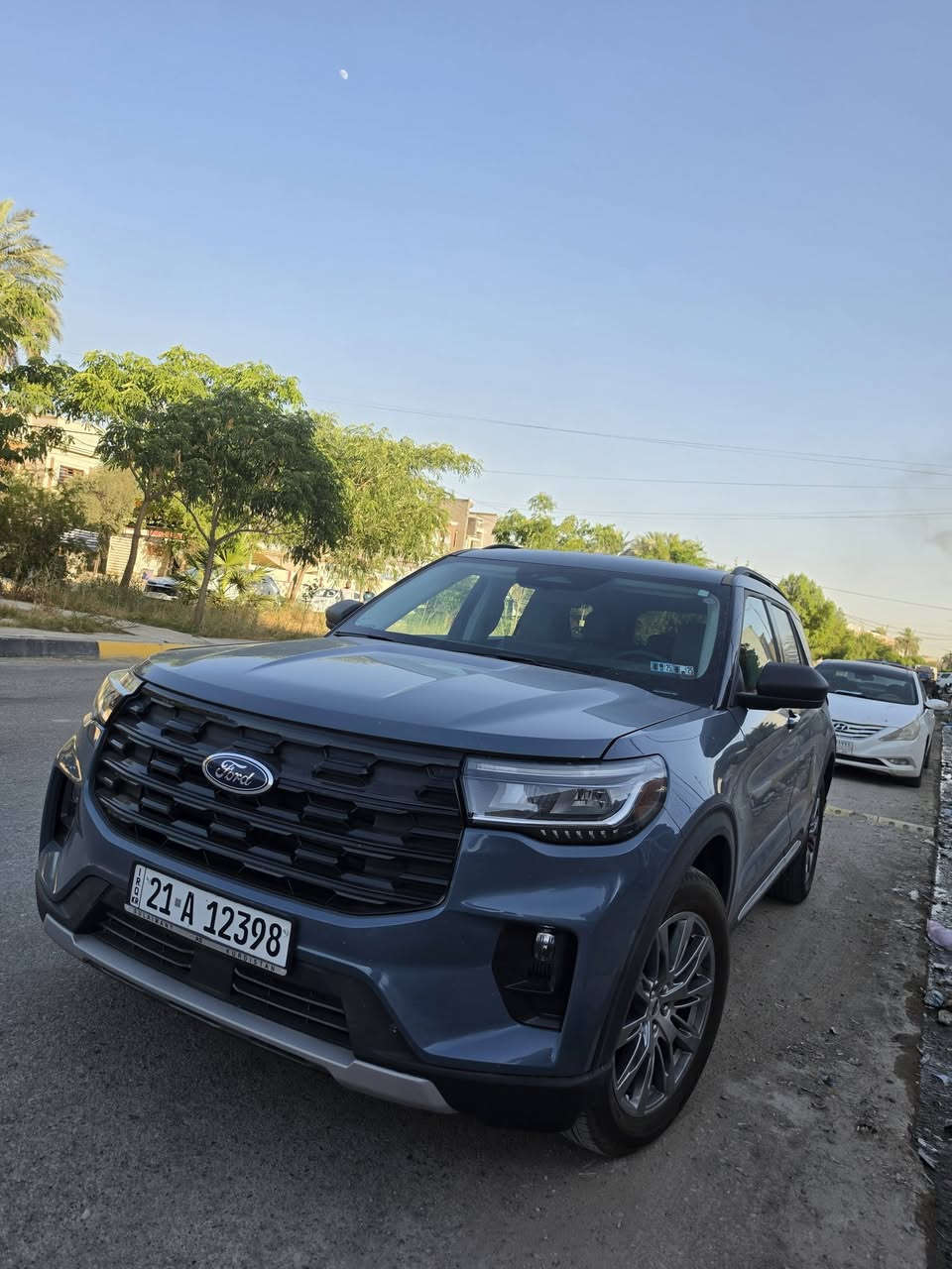 فورد اكسبلور موديل ٢٠٢٥ لون مميز جدا ونادر يعتبر احلى وارقى الالوان بالشكل الجديد...  السيارة فئة اكتف داخل لون ابيض مميز جدا ..السيارة مكفولة من الصبغ والتعديل من الدعامية للدعامية
( كلين )  ماشية ٩ الف ميلا فقط على ايدي فقط اول مستخدم الها تاخذ بانزين عادي باقي المواصفات معروفة من شاشة كبيرة جدا ومقاعد الامامية كهرباء وكل الوضعيات كاميرا ورادارات امامية وخلفية.. السيارة مرقمة سليمانية جاهزة من كل النواحي 
مكانها ديالى بعقوبة للييع او مراوس بفورد اكسبدشن موديل حديث ..
السعر ٣٢٠ ورقة واعتقد ماكو سيارة بهلموديل وهلون والنظافة بهذا السعر 
هاتف : ***********
فورد اكسبلور موديل ٢٠٢٥ لون مميز جدا ونادر يعتبر احلى وارقى الالوان بالشكل الجديد...  السيارة فئة اكتف داخل لون ابيض مميز جدا ..السيارة مكفولة من الصبغ والتعديل من الدعامية للدعامية
