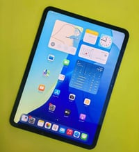 ايباد برو 11 M4 • ٢٥٦ • بطارية ٩٢٪