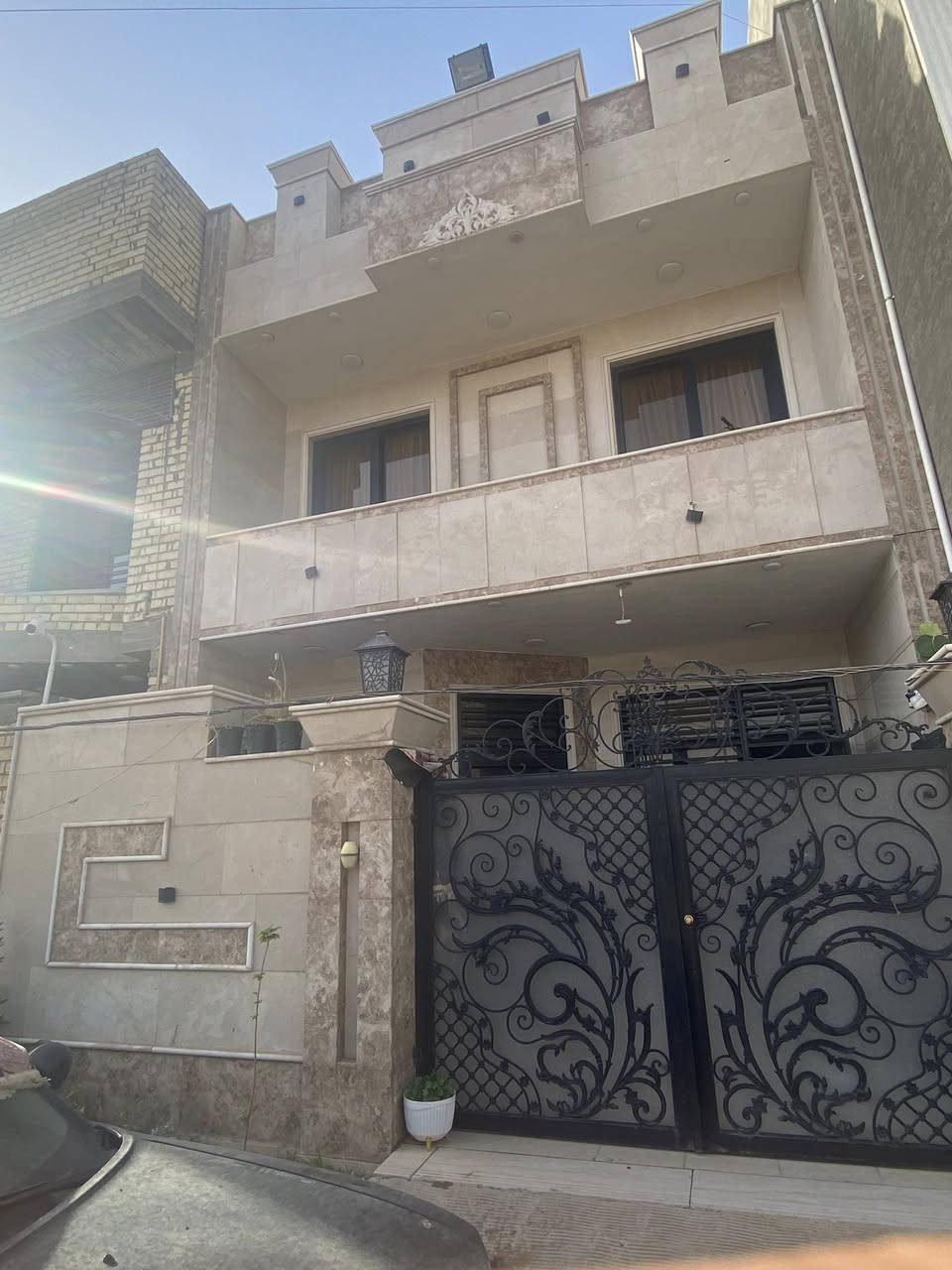 السلام عليكم بيت للبيع في منطقة كفائات السيدية مساحه 125 واجه6 وربع للاستفسار الاتصال على الرقم ***********
