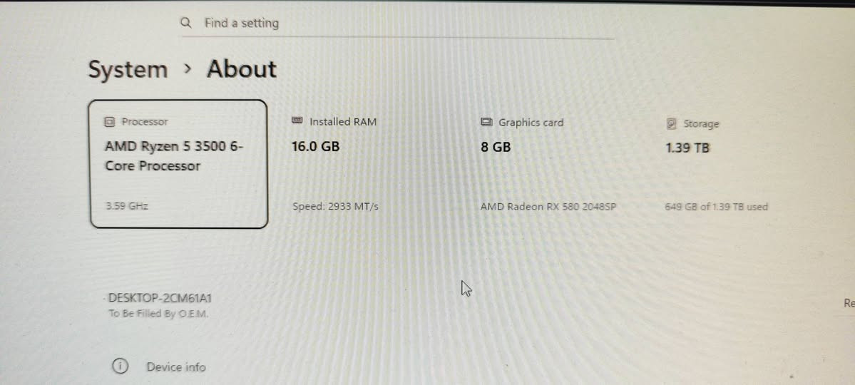 السلام عليكم حاسبه للبيع  
موصفات 
Ryzen 5 3500
M.b b450 asrock 4f pro
Ram 16 hyperX 3000hz rgb
Ssd 1tb
Power s 500 deepcool

Gpu rx 580 8gb
Case. Gaming  شبه جديد 
الغراض بيهن حتى كراتين اكو وياهن مثل الكيس وغيرها ابيع لين مستخدمتهه بسبب الانشغالات وماعرف سعرهه اشوف اعلى سعر يندفعلي مكاني بغداد الدوره متوفر توصيل


**إذا كنت صاحب هذا الإعلان وتريد حذفه لأي سبب، رجاءا أرسل رسالة إلى الدعم الفني**