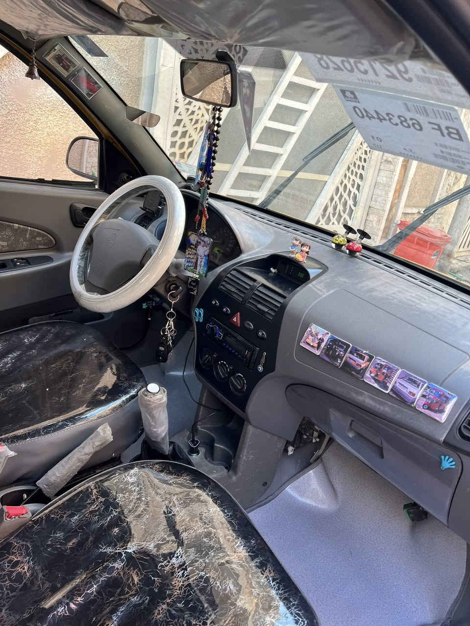 سلام عليكم طيبه موديل 2015سياره حلوه جاهزه من كلشي صدر جديد دوشمه ارضه سفريات تخم تاير جديد  بوربرنات خلفيه إماميه جدد السياره مكفوله كفاله عامه نقصه بس كمبريسر تبريد  سعر ٤٥وبيه مجال حك الجيه شي قليل مكان السياره حي القاهره رقم ***********
