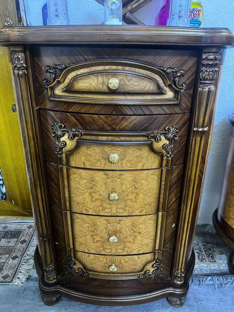 السلام عليكم مكلفه بالنشر......
غرفه نوم نظيفة مابيها اي ضرر فقط المرايه بدون دوشك سعرها 500الف وبيها مجال عنوان الغزاليه الشراي يتفضل خاص


**إذا كنت صاحب هذا الإعلان وتريد حذفه لأي سبب، رجاءا أرسل رسالة إلى الدعم الفني**