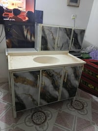 للبيع  مستعمل قليل سعره 250الف مكانه حي الجهاد 07717385575