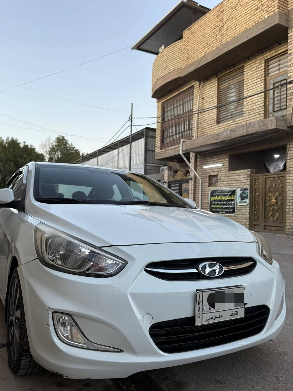 #للبيع اكسنت 2016 رقم نجف بأسمي فول مواصفات
ويل كروم 
فتحة 
تحكم ستيرن
محرك 1600
مكفولة فقط بارد 

***********
