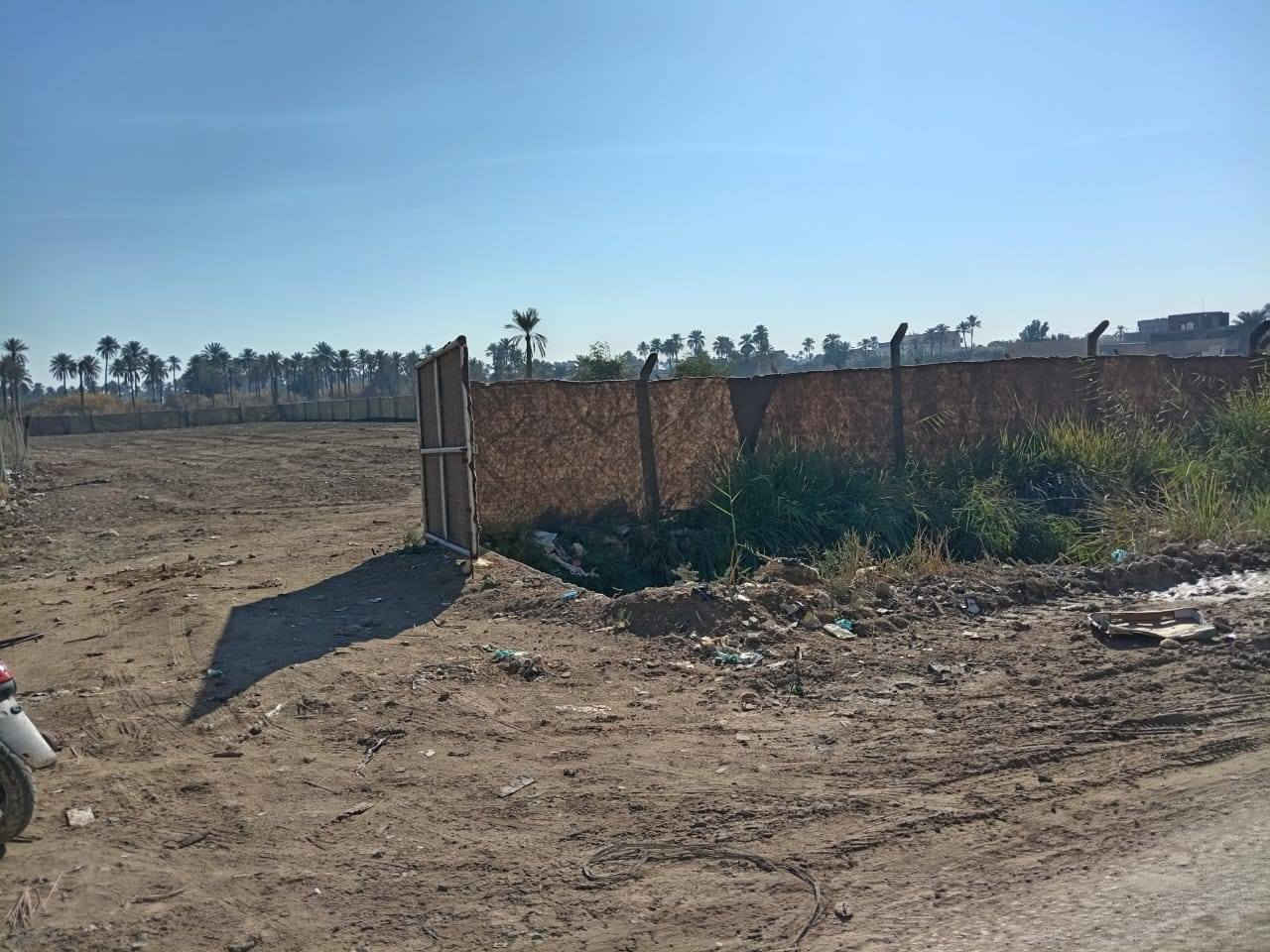 يالله دونم للبيع طابو زراعي سند ٢٥  تحويل بسم المشتري مباشر خدمات كامله مي كهرباء الدونم كلش حلو تريده مال زراعه تريد بناء صالح الكلشي مدفون او مسيد او عل تبليط مباشرتن العنوان كربلاء طوريج شارع الحوالي خلف حلويات ابو سلام / تفاصيل أكثر اتصل

مراجعت مكتب الابداع العنوان شارع الحوالي قرب مطعم قنديل *********** /*********** واتساب
