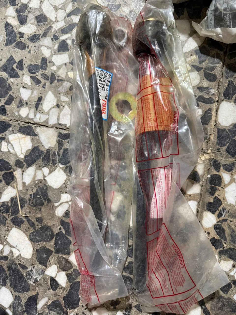 السلام عليكم صدرر كاملل جارجر يشتغل من موديل15 لل23 يشتغل جديد شركه صدرر كاملل ويا فلنجاتت رايده 350 الق قفل لل استفسارر  واتساب ***********
