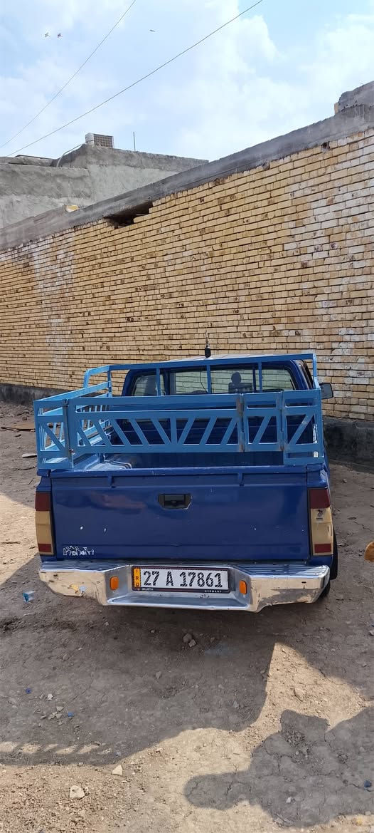 السلام عليكم سياره بيكم نيسان موديل 93  سيارته تخم تايرات حداديه مكينه وكير   كفاله عامه الشرط الفحص سياره مصبوغة عامه السياره بسمي تحويل ثاني يوم رقم انكليزي الاستفسار على الرقم ***********
