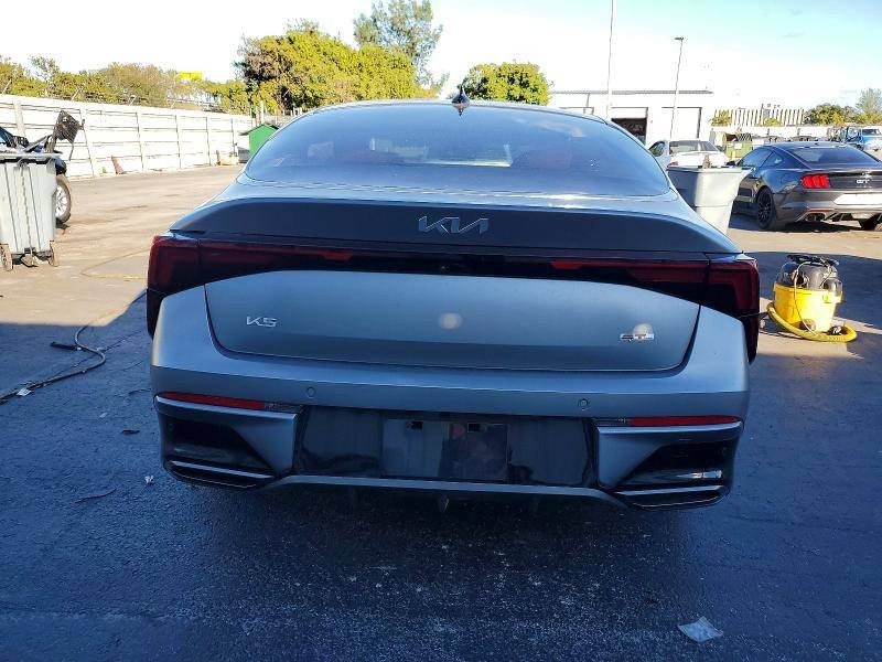 (اعـــــــــــــلان مــــــــــــــــزاد 📢 ) 

2025 KIA K5 GT LINE 

كيا كي فايف جيتي لاين : ٢٠٢٥

حالة السيارة : تعمل وتسير 

ضرر السياره : كما موضح بالصوره 

تاريخ الــــــمزاد الاثنين : 2026/2/16

وقت المزاد الساعه : السادسه مساءا 

اللـــــــــــــــــــــــــــون : سلفر 

عداد المسافه : 15.806

حجم المحـــــــــرك : 4 سلندر 2.5 

مدة الوصول : 60 الى 75 يوم

للإشتراك في المزايدة يرجى الحضور الى  مكتبنا للـتأكيد على تثبيت السياره المزاده.

العنوان : النجف الاشرف قضاء المناذره( ابوصخير) شارع حيره ابو صخير مكتب عمار لمزاد السيارات الامريكيه 

               تلفون 
              *********** واتساب
              *********** للاتصال
               عمار ابو عباس
