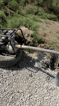 حفر ابار ارتوازية • غسل وتنشيف الابار • فحص التربة