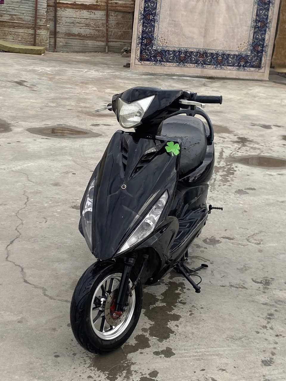 ماكس مضلع دراجه كلشي شغال بيه سلف هندر اشاير لايت مكينه فقط مبدل بيه ولفات وين مايعجبك فحص بيه ويلات رياضي يدات بريك قبق فلاوين دبل خلفي رياضي كزوز رياضي مكينه خرسه سعره ٦٠٠ رقمي ***********
