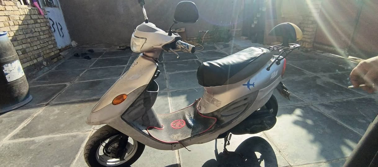 السلام عليكم
ذبانه يوماها 9أزروف 
دراجه نضيفه كلها أبلادي من طول لطول 
تواير بلادي 
دبلات بلادي 
كهربائيات بلاديات كلهن شغاله 
هورن شغال +سلف+ بگ لايت أشاير كلهن شغالات 
مكاتبه ب أسمي 
السعر ب850وبيها مجال حق الجيه وبالخدمه 🖤
المكان ميسان قضاء /حي الشهداء 🖤
***********///هذا رقمي
