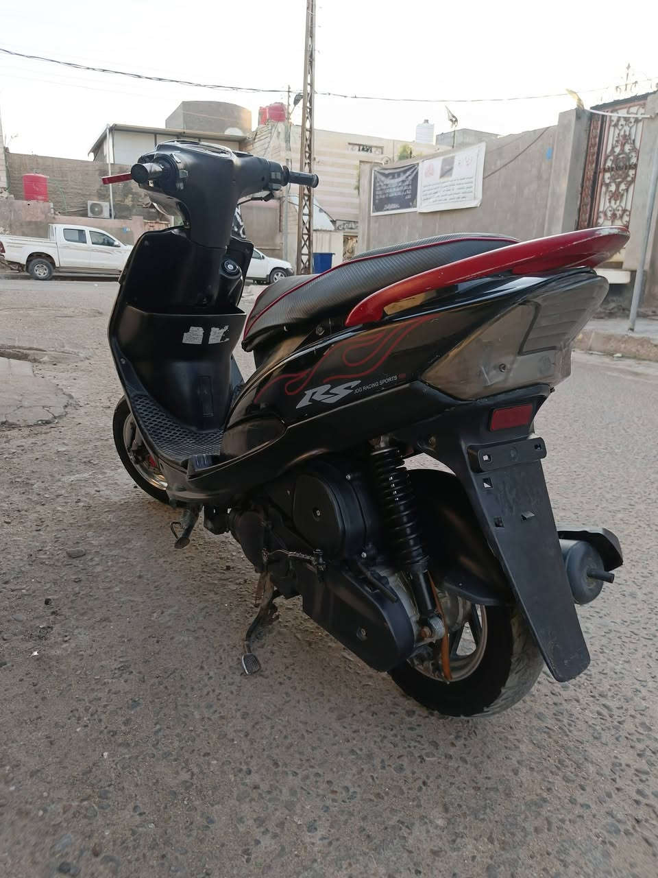 سلام عليكم دراجه ماكس عدله دراجه نضيفه شغاله سلف هندر ما مفتوحه ولا مفتوح بيهه برغي صالهه 2شهرين نازله من رمبه بس وصل ضاع دراجه شلعه ومعدل شك الكاع تجي ووشف بصره معقل 650 وبيهه مجال حك جيه والي ما يشتري لا يرسل رقم ***********
