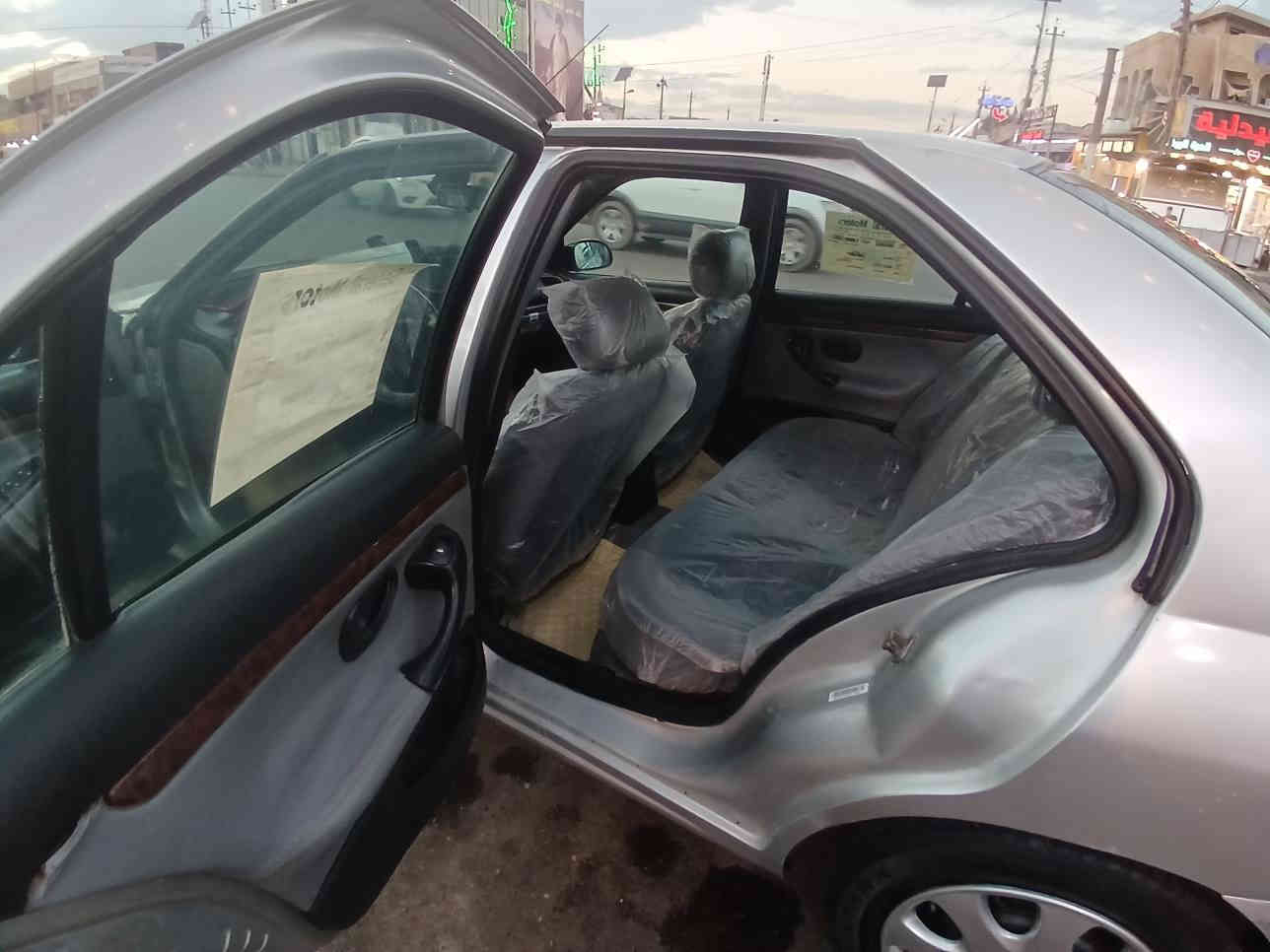 بيجو  ٤٠٦  2001 مكينه 2000 كير اوتماتيك تبريد شغال تخم تاير جديد باتري جديد جام كهرباء برده بلادي كهربائيات كلها شغاله رقم انكليزي جديد شررط التحويل السعر ٣٧ ملاحظه الكير النمره ال٣ يوصل الرون لل٣ يله تبدل العنوان بغداد البياع الشرطه الخامسة *********** بغداد
