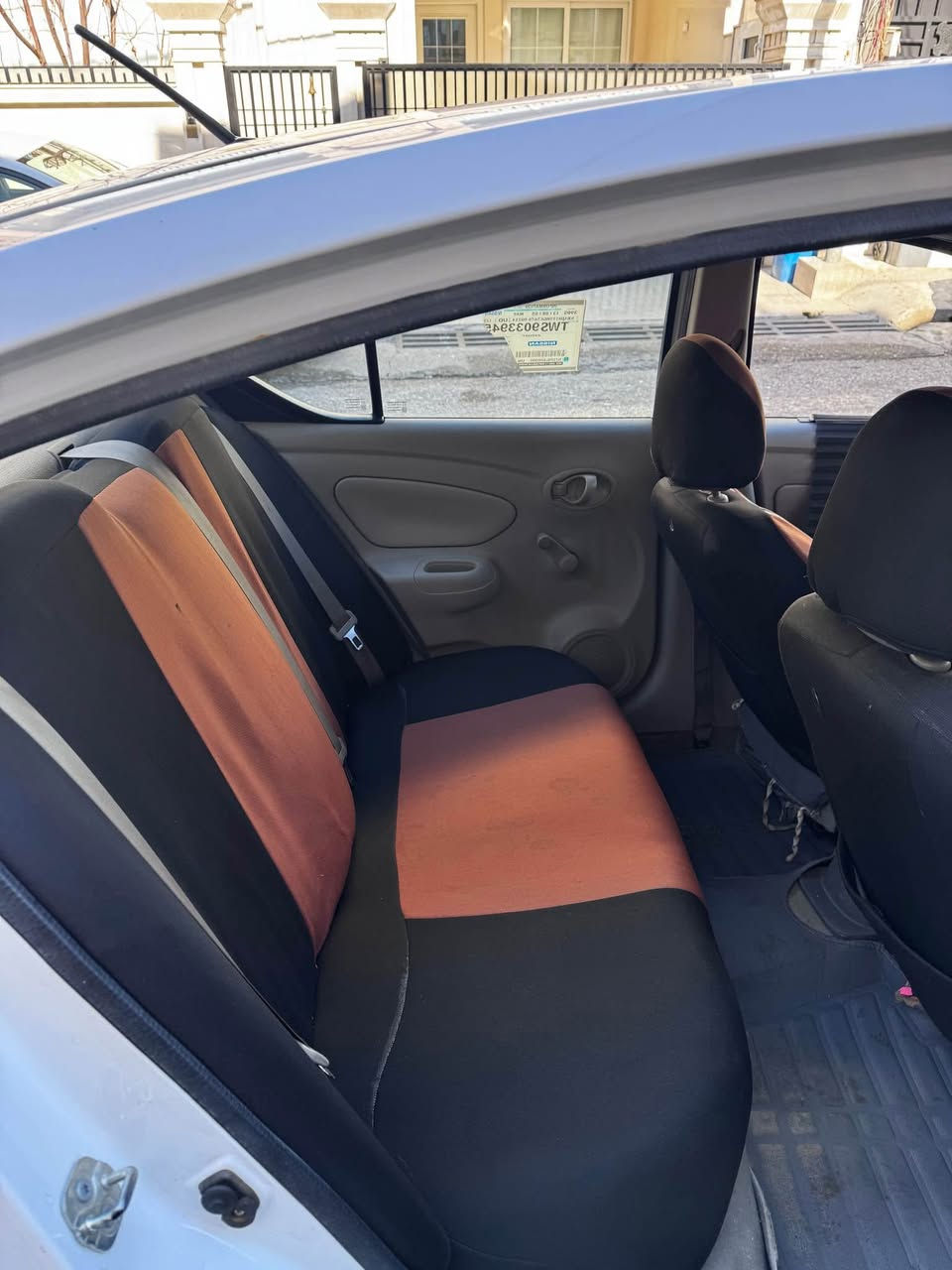 ئەم سەیارە نیسان سەنی بۆ فرۆشتن مۆدێل ٢٠١٨ دوو پارچەی هەیە چامرغو دەرگای سایەق سەنەوی و رەقەم و هەموو شتی نوێ کرایتەوە بەناوی خۆمە یەکسەر وەکالە دەکەم ناونیشان هەولێر بۆ زانیاری زیاتر *********** وەتسئاپی 
لەسەرە
نيسان سني ٢٠١٨ قطعتين صبغ جاملغ وباب السايق  سياره حلوه ورقم مميز  رقم تلفون 
*********** واتس  واتصال 
سنويه ورقم وهزه كله جديد تحويل وغرامه شرط 
مكاني اربيل أربيل, العراق
