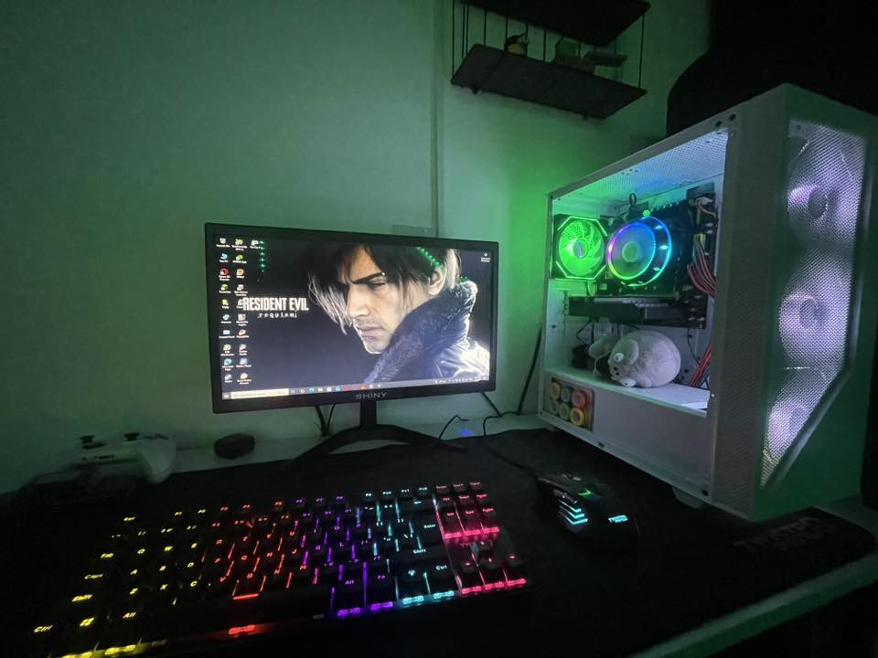 ا
سلام عليكم بي سي للبيع كامل مراوسه  او بيع 

موصفات معالج زيون E5 2630 يعادل جيل 10 i5

كرت شاشه gtx750 4 كيكه كرت متوسط تجي تشوف يشتغل العاب حرارته 65 على فار مارك 

رام 16 كيكه DDR4  3200 

مذر بورد x99 

باور سبلاي 500 واط 

هارد اسسدي 128

كيس جميل فقط جام مكسور  أشياء كيبورد ميكانيكي بلو سوج ماوس جيمنج سماعه   ماوس باد شاشه جيمنج 75 هرتز 

ميز ابيضّ و كرسي ابيضّ 

سعره 650 الف بي مجال مكاني كركوك حي العسكري


**إذا كنت صاحب هذا الإعلان وتريد حذفه لأي سبب، رجاءا أرسل رسالة إلى الدعم الفني**