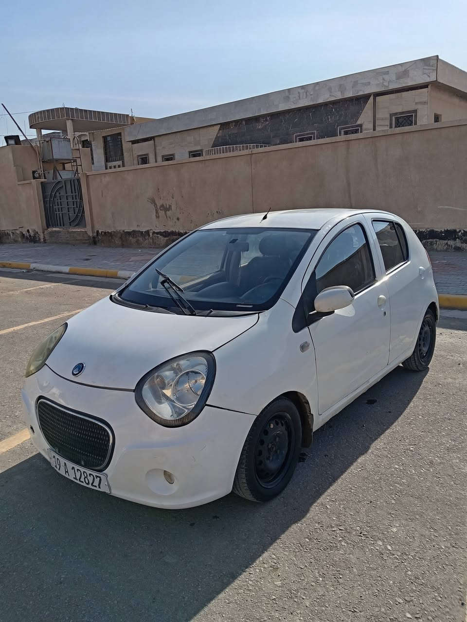 للبيع بانده   موديل ٢٠١٣. كير ومكينه خير من الله ( أوتماتيك)  حداديه 95٪  شاشه لمس       منضومه زنون     سنويه لل ٣٠.رقم انكليزي  ابو السنويه بكربلاء. وعنوان السياره كربلاء  السعر ٤٠ وبيه مجال حك الجيه    ملاحضه    السياره  بيه  قطعتين   صبغ ابيع احزام. مكفوله من الضربه   عنوان كربلاء. للستفسار اتصل ***********
