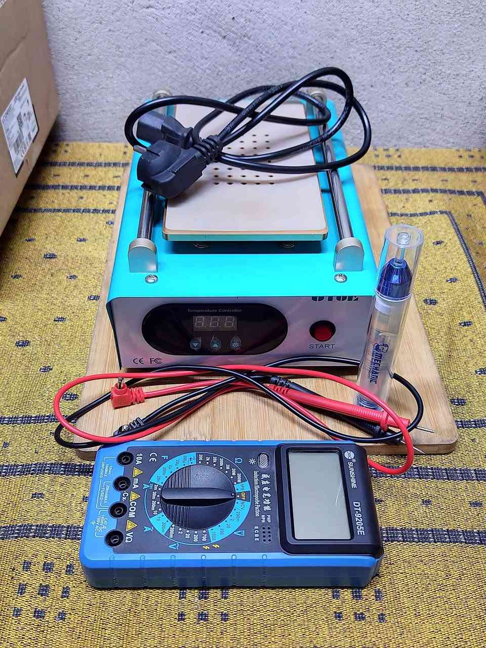 الموصل اربع اجهزة للبيع جديد شرط مشتغلات بس مال فحص 
*بور سبلاي
*كاوية مع مسخن هواء
*جهاز تسخين الشاشات
*افوميتر 
مع الملحقات الموجودة بالصورة 
السعر 200 الف مع مجال بسيط للشراي المكان موصل مع التوصيل *********** موصل, نينوى
