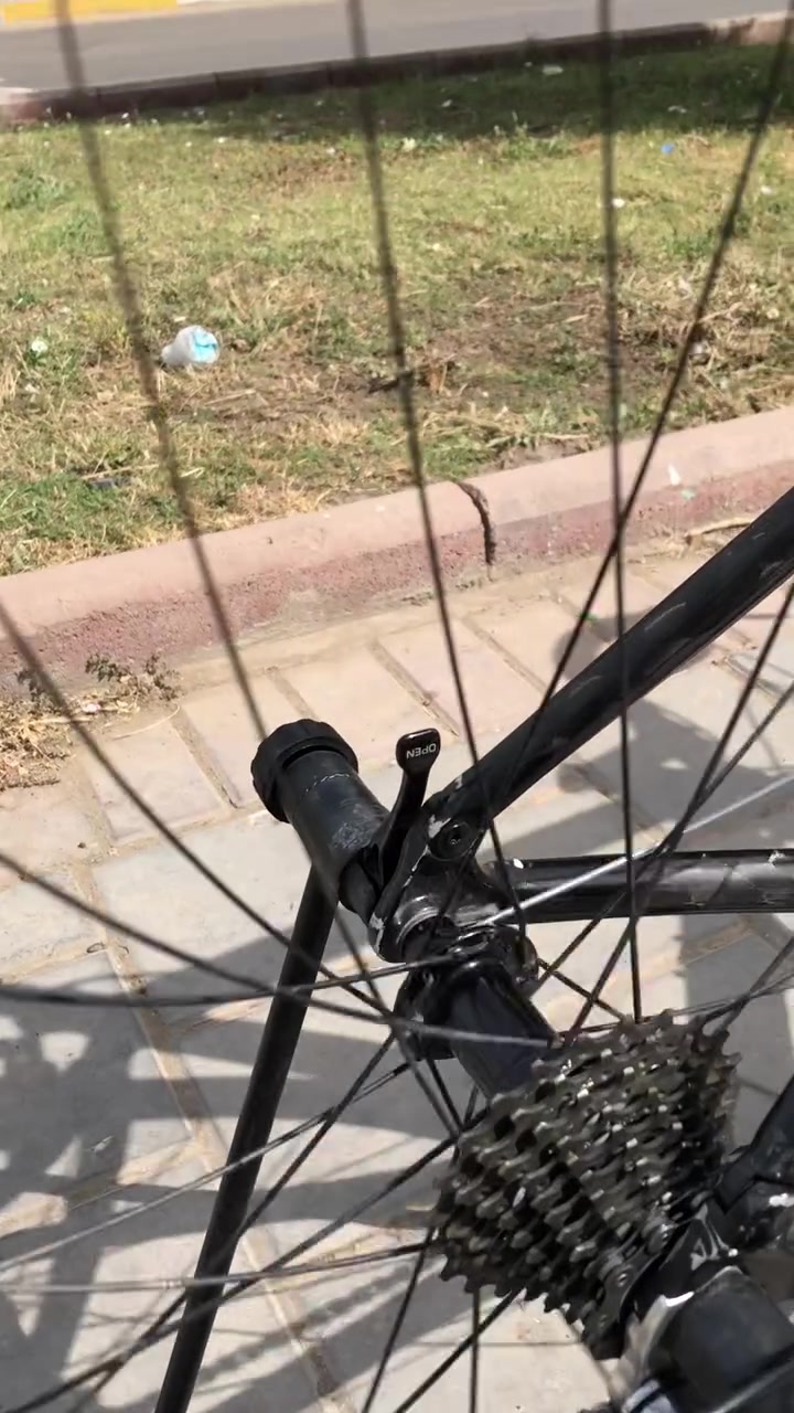 السلام عليكم دراجه رود كاربون قياس 51
كروب سيت shimano 105  اخو الجديد اصدار 5600  10*2    طواكه بريكات sram rival سرج كاربون بوري سرج كاربون  ستيرن كاربون ويل خلفي shimano RS طرب اطارات رياضيه كتان الدراجه كامله مكمله نضافه 98%

الدراجه للبيع او مراوس مكاني بغداد شارع فلسطين *********** وتساب
