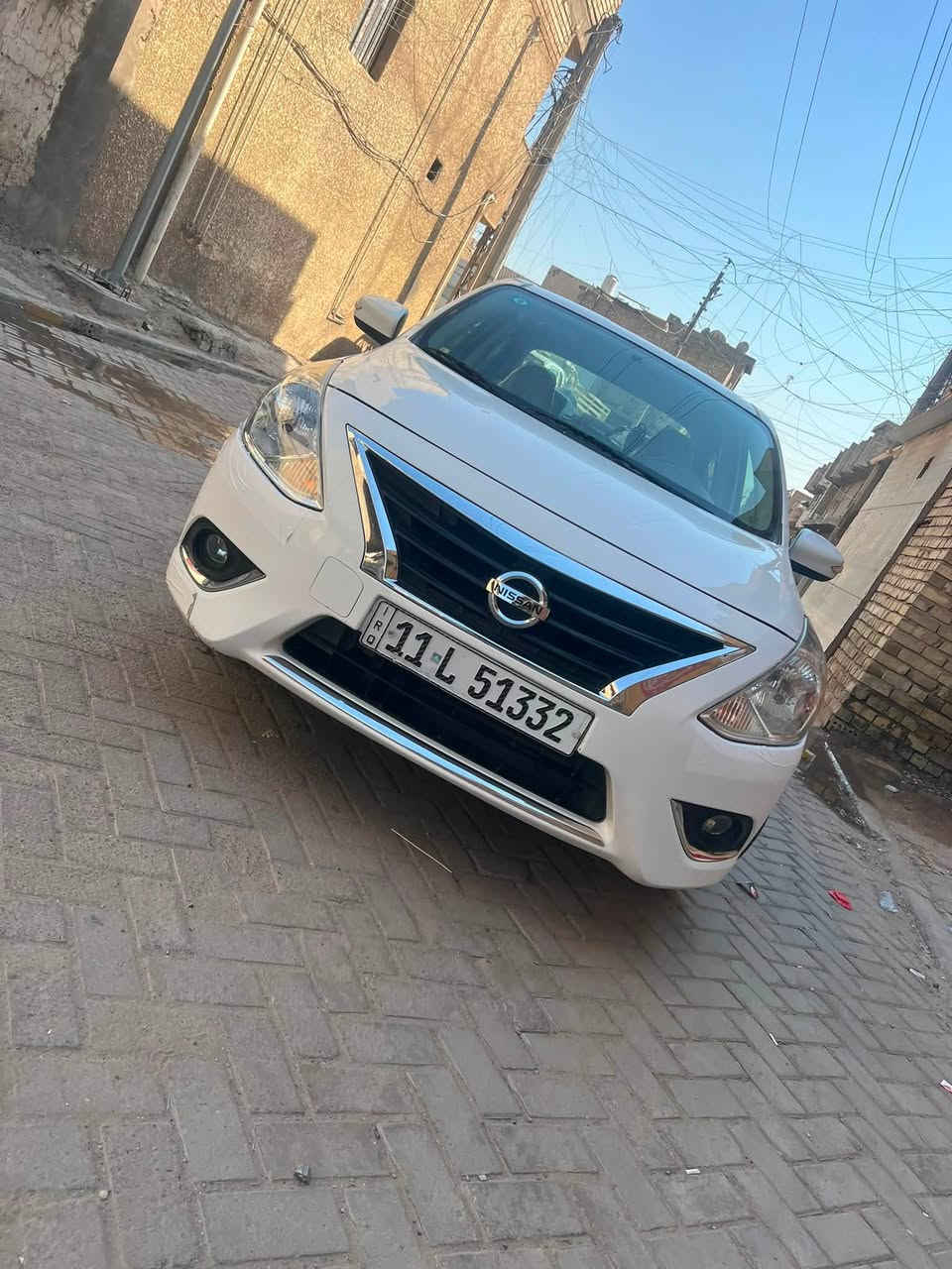 السلام عليكم  نيسان سني موديل 24  رقم بغداد بسمي هز وسنويه جديد  سياره مكفوله كفاله عامه عاده بارد جهة السايق خفيف. كير مكينه صدر تبريد مكفولات.  موصفات شاشه جام كهرباء. تبريد قطعتين. مكاني بغداد ب120 وبيها مجال هاذ رقمي ***********
