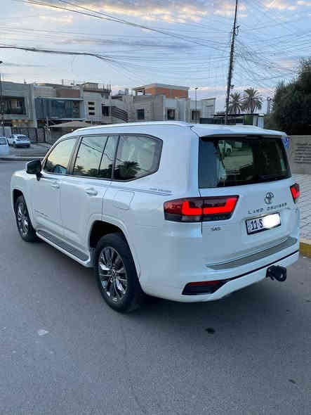 لاندكروز 2023 وكالة ساز ام الضمان 
6 سلندر مكينة 4000 ساز فول مواصفات 1/1
رقم بغداد الجديد وهزة جديدة ثاني يوم تحويل 
السيارة كل صيانتها ودهنها بالوكالة من الزيرو لحد الان واخر تبديل دهن وفلاتر وفحص عام قبل يومين
السيارة جديدة ومكفولة كفالة عامة حتى من الشخط والرصعة بوضع الشركة داخل وخارج
عدة كاملة وكتلوكات وبصمات ثنين وهيدفونات وارضيات شركة ودفتر الضمان
مكان السيارة بغداد شارع فلسطين 

تليفون *********** وبي واتساب
