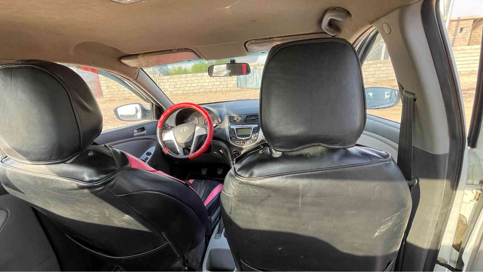 إسلام عليكم 

اكسنت  
موديل 2012 خليجي 
كير عادي 
محرك 16 كوري 
رقم اربيل 
سنويه إلى 2027 
صدر وطخم وتاير جديد 
بيها طخه من كدام ما مصلحه 
صبغ 5 قطع 
سعر 78 وبيها مجال بسيط 
*********** Singapore
