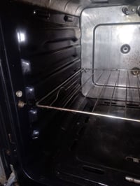 طباخ • نضيف • ملاته