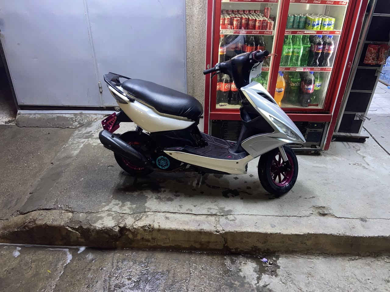 سلام عليكم 
ماكس مضلع للبيع
مكينة 55
بيهة تزويد شكم شغلة 
واتساب ***********
