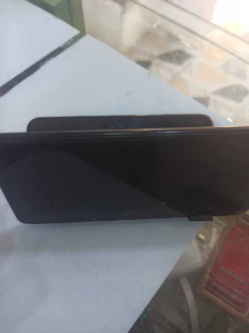 سلام عليكم
باور بانك (شحن سفري) ابو شاشة
مستخدم قليل

قوة بطارية 10000mah 
بي ستاند موبايل 
شحن وايرليس ب 10واط  fast charge 
يشحن تايب سي و كلاكسي
سعرة 19 الف 

توصيل موجود 
عنوان محل طوز جمهورية بصف لفة سيروان مقابل ازياء هيمن اسم محل Ar Santar 

رقم ***********
واتس اب ***********
