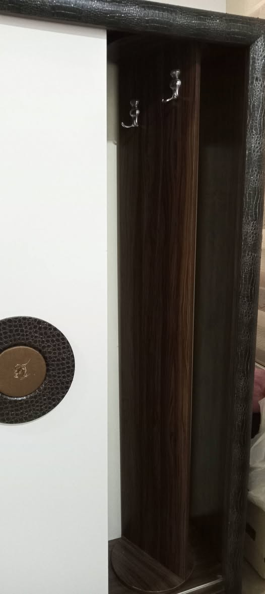 مكتبة للبيع تركي نضيف سعر ٦٠


**إذا كنت صاحب هذا الإعلان وتريد حذفه لأي سبب، رجاءا أرسل رسالة إلى الدعم الفني**