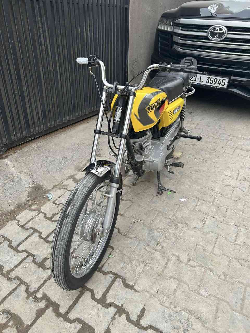 السلام عليكم نامه تيربو حربي للبيع اوراق اسويلك بيه دراجه اترايك وين متريد افصل بيه للصبح دراجه اتعب وكول نظيفه ما بيه نقص برغي كلشي بيه جديد تاخذه ما تصرف عليه ربع مكاني السعر 600 وبيه مجال مكاني قرب المنصور رقم***********
