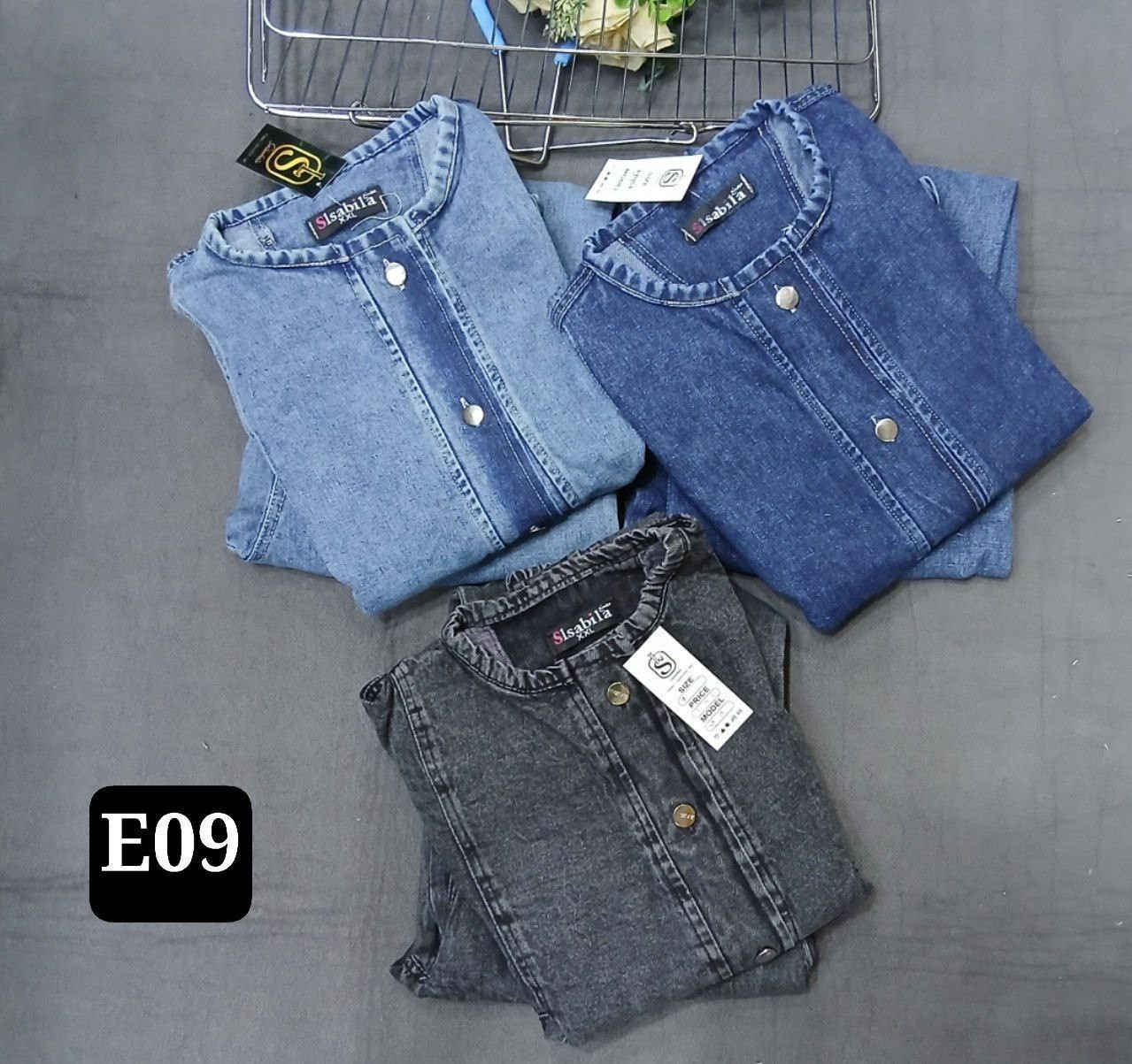 الموديل 💥 سوت قطعتين (جيب + توب)

طقم شيك يخطف العين ويديكي لوك عصري مميز 👌✨

🧵 الخامة: جينز رباعية تحفة – أعلى جودة 💙
✔️ قماش ثابت ومتقن
✔️ خامة تقيلة تعيش معاك
✔️ فينيش عالي وتقفيل ممتاز

📏 السايز: وان سايز
يلبس لحد 85 كيلو براحة 👌

🔥 مناسب للخروجات، الجامعة، والكافيهات
سهل يتلبس مع كوتشي أو كعب حسب اللوك اللي تحبيه

💰 السعر: 770 جنيه

لو بتحبي الستايل الجينز العصري… الطقم ده هيبقى قطعة مميزة في دولابك 💥💙

#طقم_جينز #سوت_حريمي #موضة_حريمي #ستايل #جديد #عروض


**إذا كنت صاحب هذا الإعلان وتريد حذفه لأي سبب، رجاءا أرسل رسالة إلى الدعم الفني**