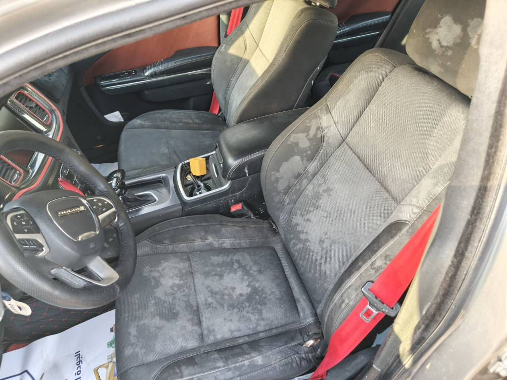 السلام عليكم شباب
‏قبل لا تتصل او تعلق اقرا المنشور زين شوف صور الحادث و السيارة و السونار تعجبك خير على خير ما تعجبك السيارة وصاحب السيارة بخدمتكم
‏
‏سيارة جارجر موديل 2015 مواصفات عاديه 
‏ماشيه 104 mi 
‏شاشة كبيرة بدون كار بلي
‏شفتات ستيرن
‏حساس دعاميه خلفية 
‏تحديث دعاميه خلفية و اماميه و بنيد
‏كير و مكينة خير من الله 
‏رقم بغداد بسمي
فقط ملاحظة الكشنات صار عليه قاصر 
‏
‏للبيع او مراوس ويه جيب او اوباما او دورنكو
‏السعر 163 وبيه مجال بسيط
‏مكاني بغداد شارع فلسطين او حى اور 
‏*********** 
‏
