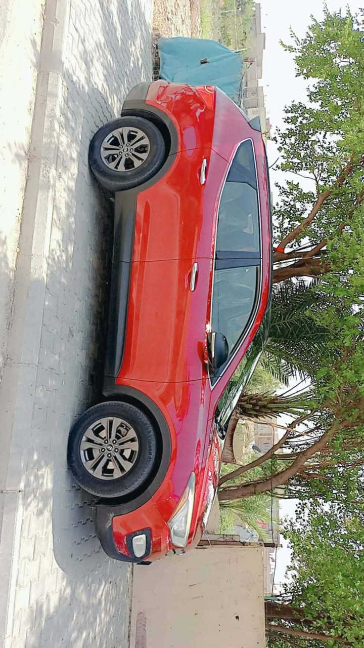 ما عده دعاميه موجود سونار مكفوله من الفتح ولصبغ ولضربه كفاله ما عده حادث الداعاميه تبريد ثلج حداديه مكينه كير تخم تاير سنويه جديده بسمي شرط السياره ما بيهه نقص برغي رقم واسط سنويه وهز كله جديد مال جني السياره سعر$132 او مراوس سورنتو مديل 2020 مكاني واسط رقم الهاتف ***********
